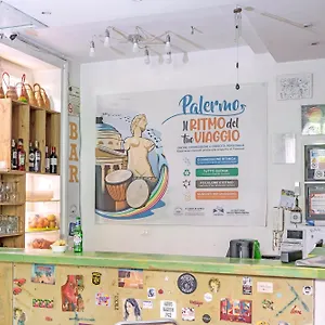 Hostel A Casa Di Amici, Palermo