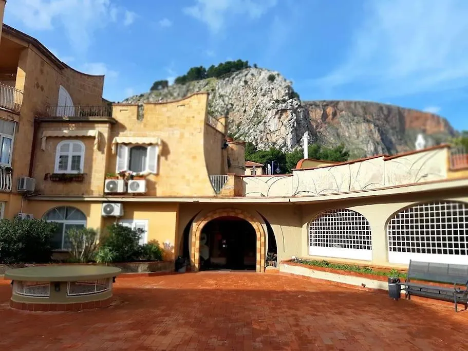 Apartmán Raggio Di Sole In Ashur Palermo